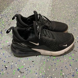 Woman’s Nike Air Max 270 Shoes